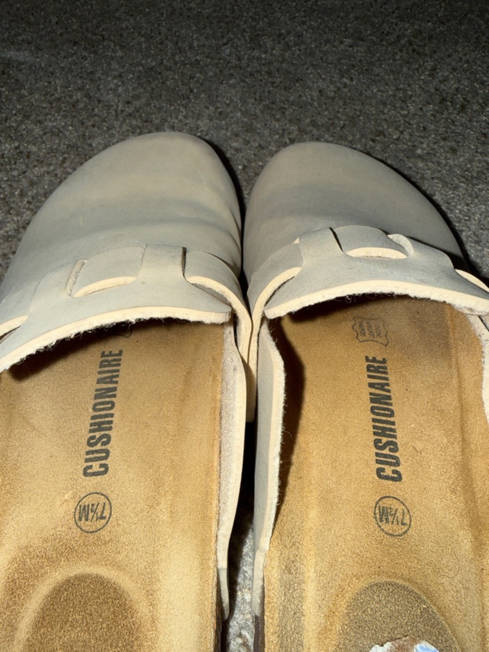Women's Cushionaire Beige Slip-On Clog Mules with Buckle - Picture 3 of 4